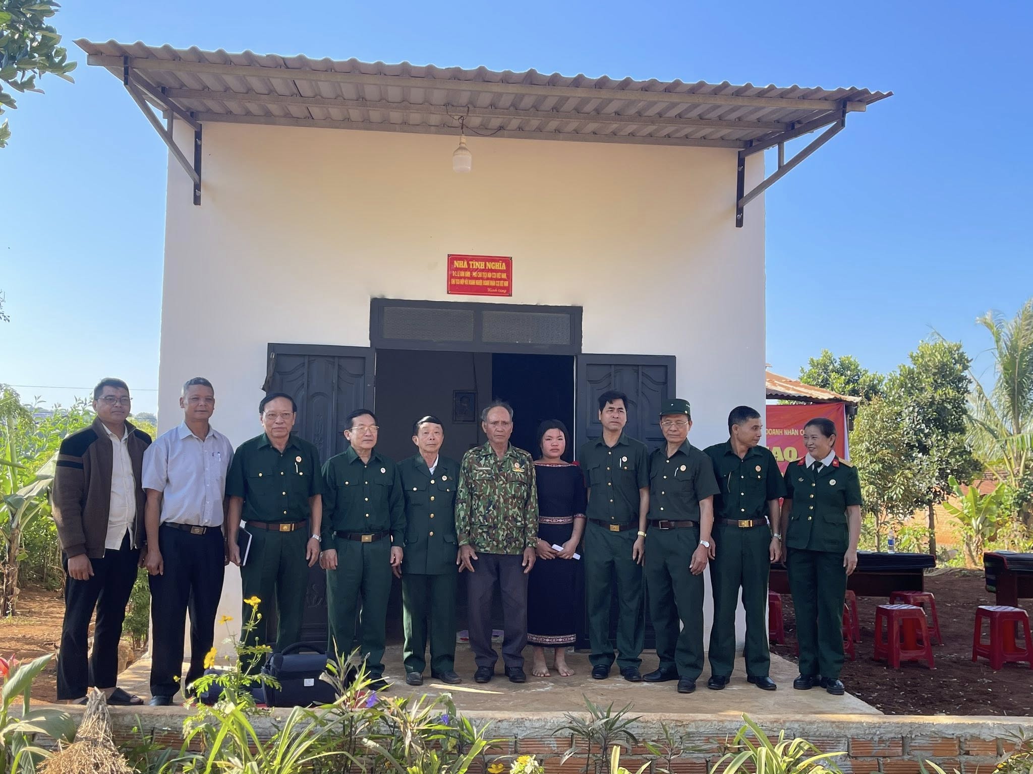 BÀN GIAO NHÀ TÌNH NGHĨA CHO HỘI VIÊN CỰU CHIẾN BINH 1